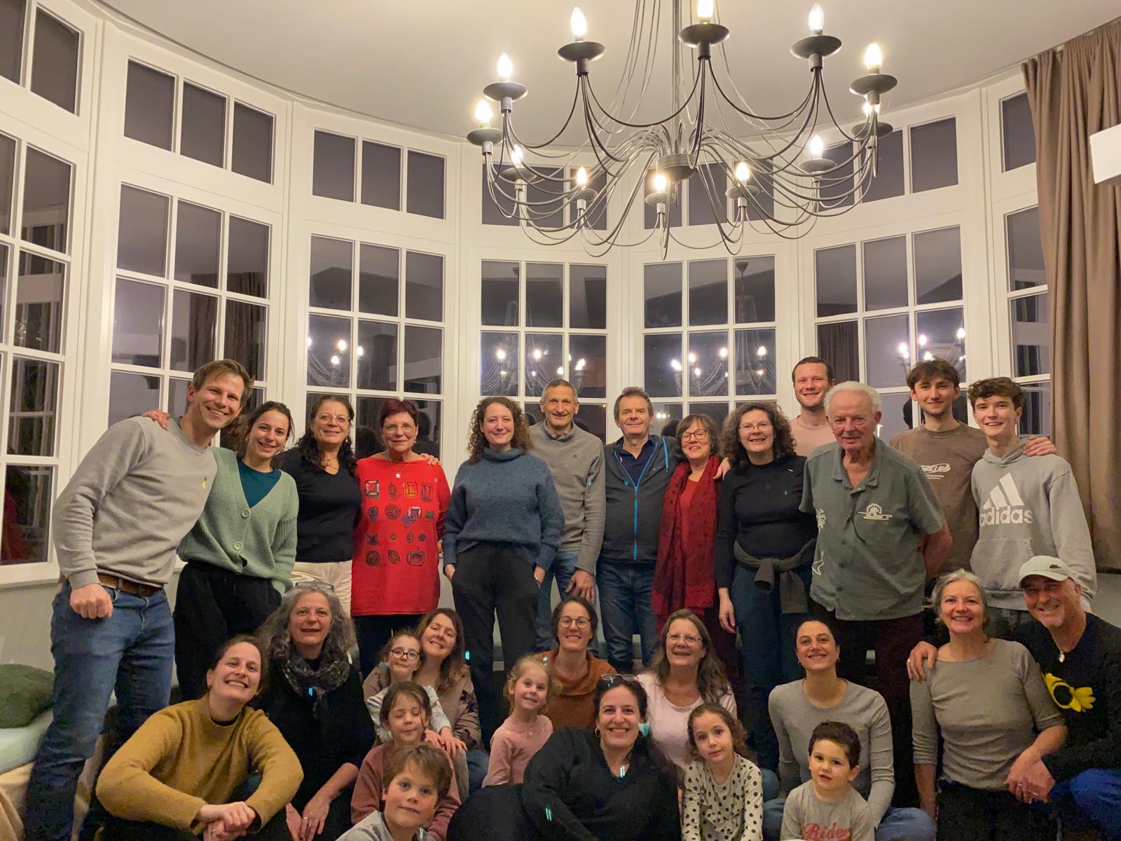 À propos - Famille Marchand au grand complet