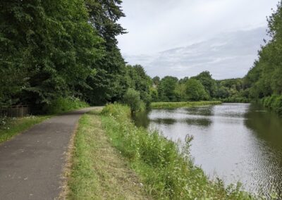 Vieux canal à Arquenne