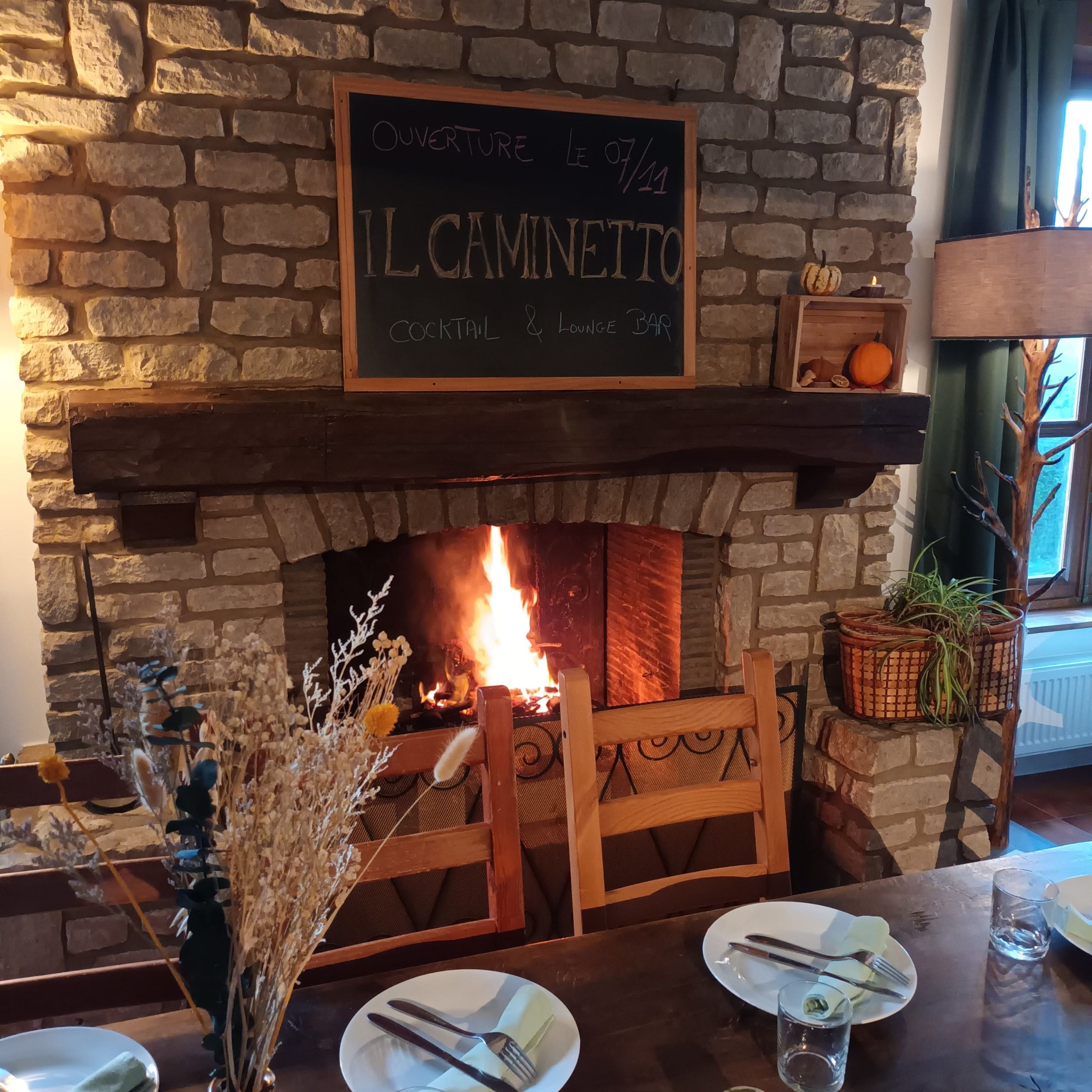 Il Caminetto cocktail & lounge bar